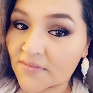 Meet your Posher, Candy